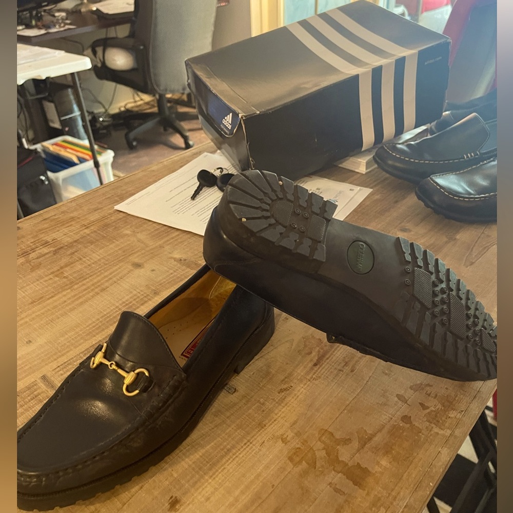 Woman's Cole Haan Shoes